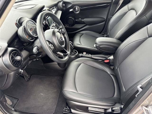 Used 2020 MINI Cooper 4-Door Hardtop FWD image 14