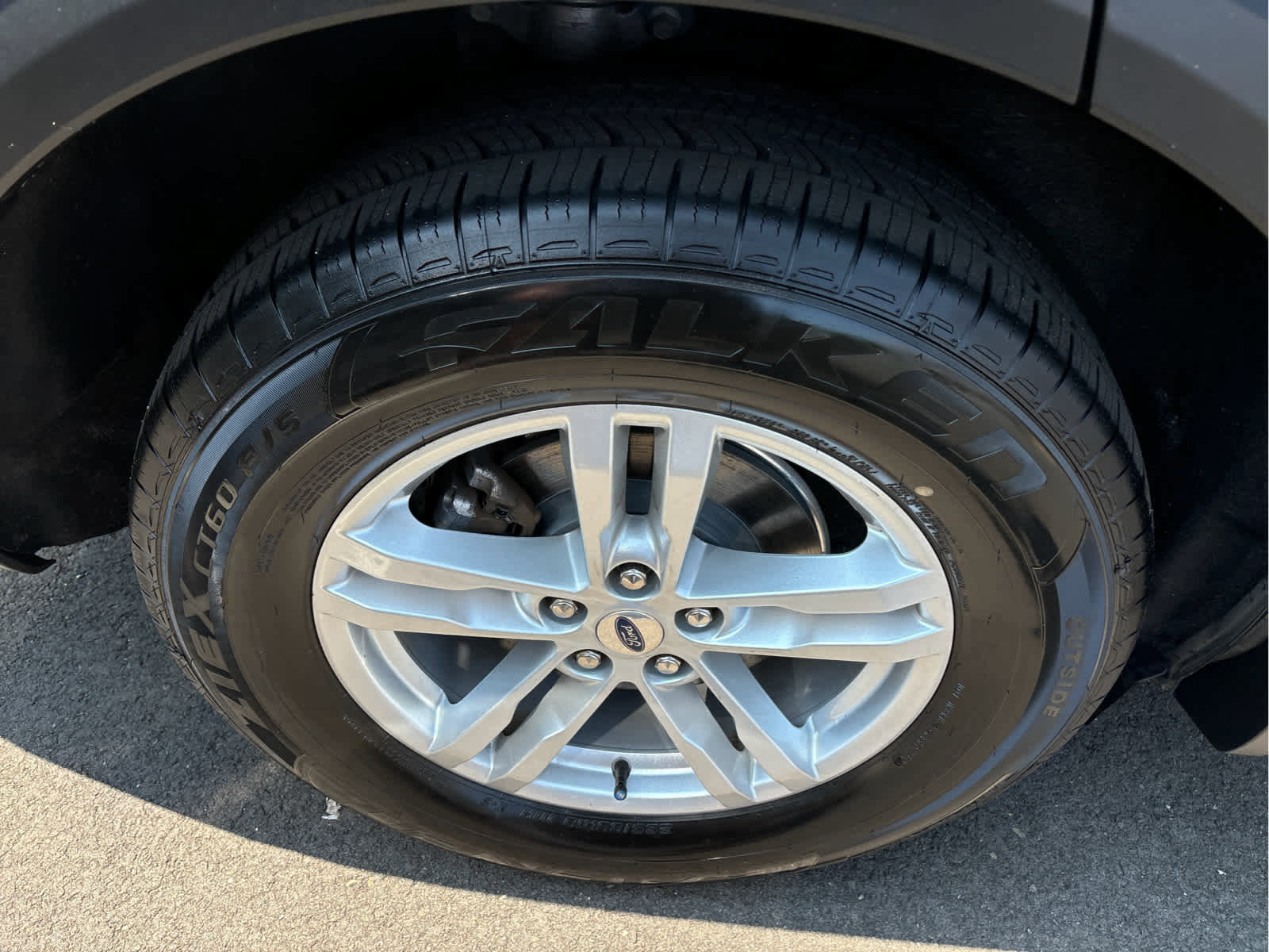 Certified 2022 Ford Explorer XLT image 34