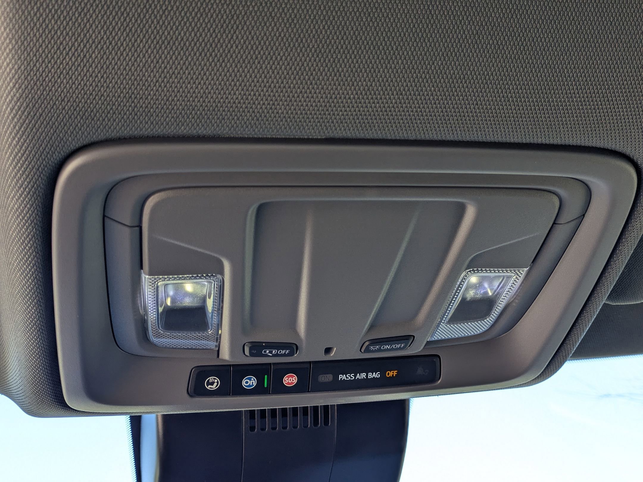 Used 2025 Chevrolet Silverado 1500 Custom Trail Boss w/ Turbomax Blackout Package image 27