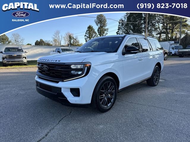 Certified 2025 Ford Expedition Platinum w/ Stealth Performance Package AWD/4WD image 4