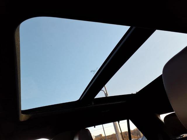 Certified 2020 Ford Explorer Platinum w/ Premium Technology Package image 8