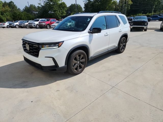 Used 2025 Honda Pilot Black Edition image 5