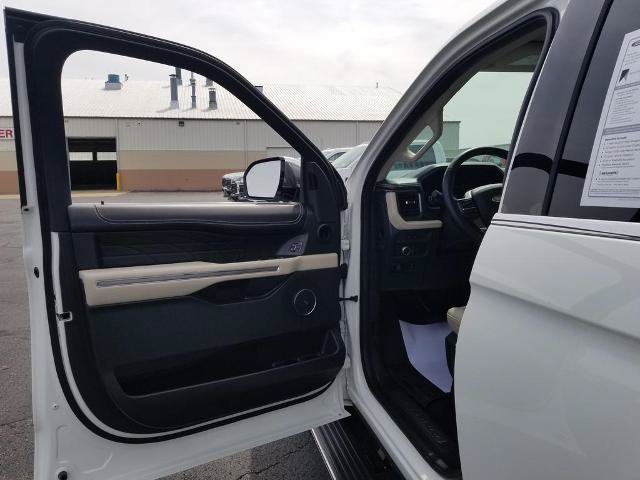 Certified 2022 Ford Expedition Platinum AWD/4WD image 10
