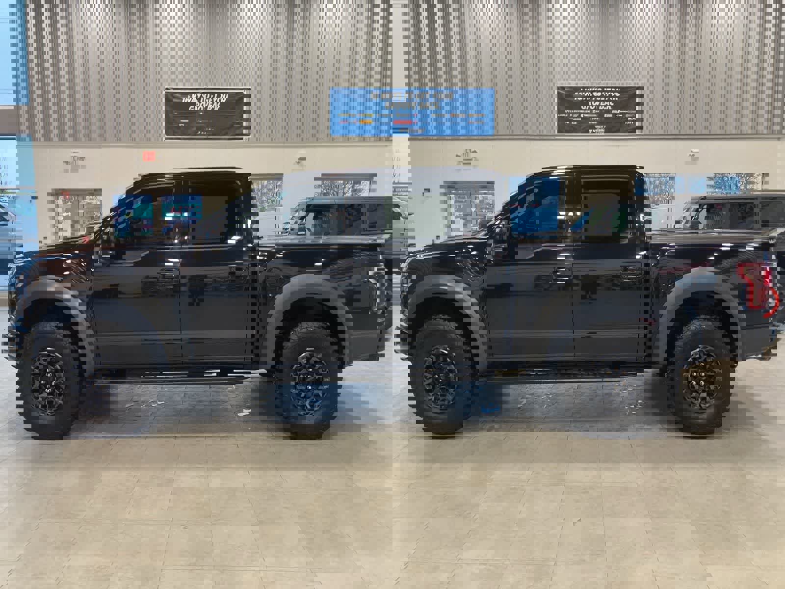 Certified 2019 Ford F150 Raptor w/ Equipment Group 802A Luxury video 2