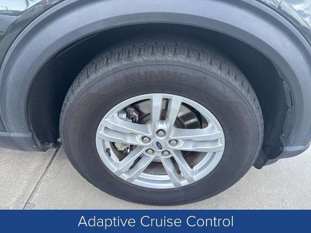 Certified 2022 Ford Explorer XLT w/ Equipment Group 202A image 7