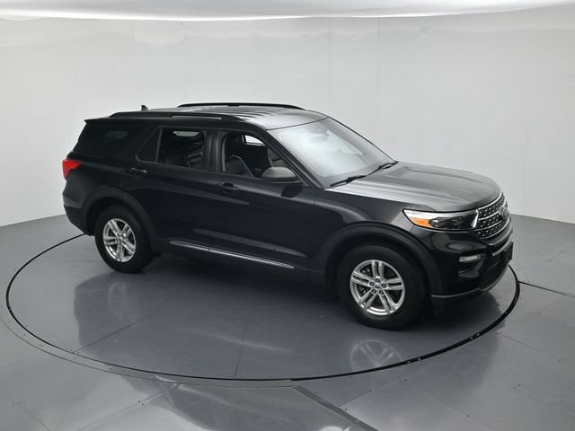 Certified 2023 Ford Explorer XLT w/ Equipment Group 202A AWD/4WD image 45