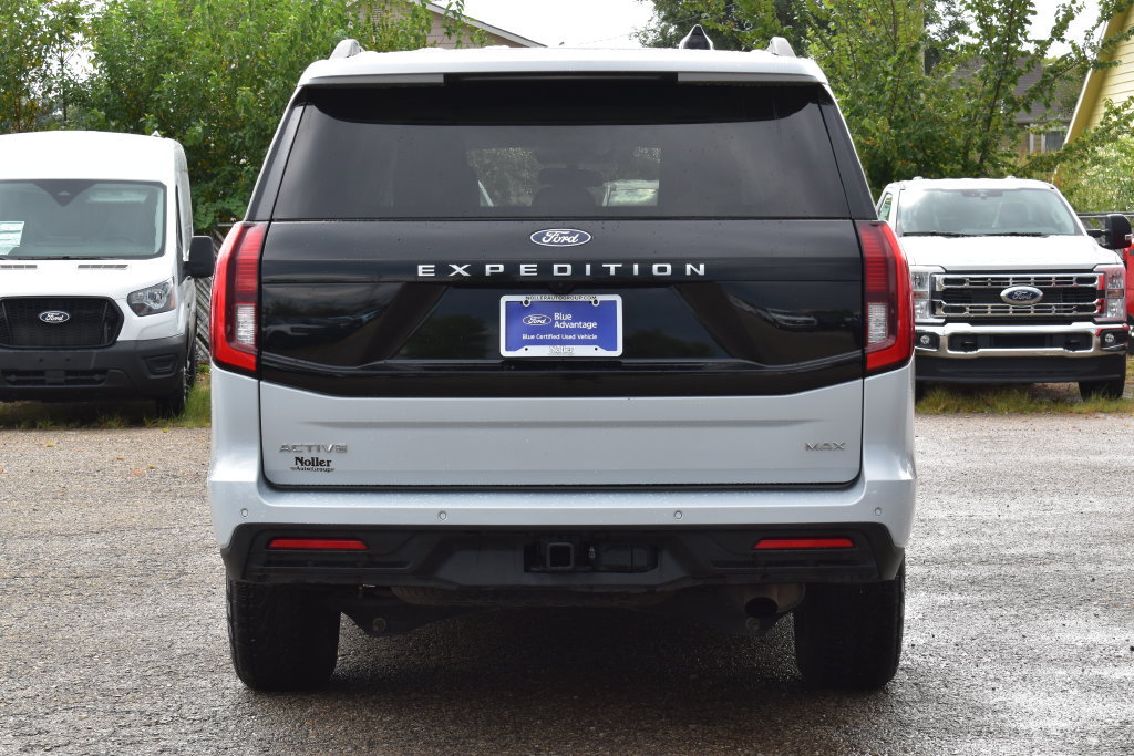Certified 2025 Ford Expedition Max Active AWD/4WD image 8