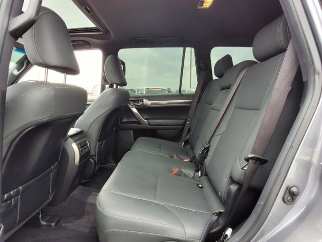 Used 2022 Lexus GX 460 Premium image 17