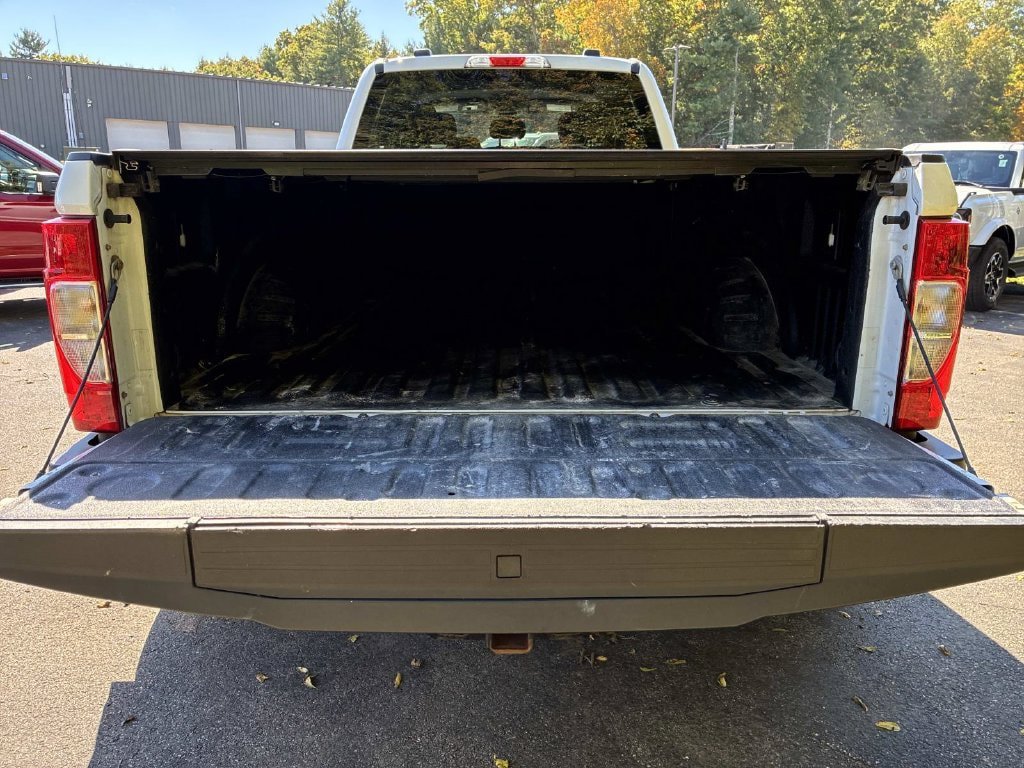 Certified 2022 Ford F350 XL w/ STX Appearance Package AWD/4WD image 11