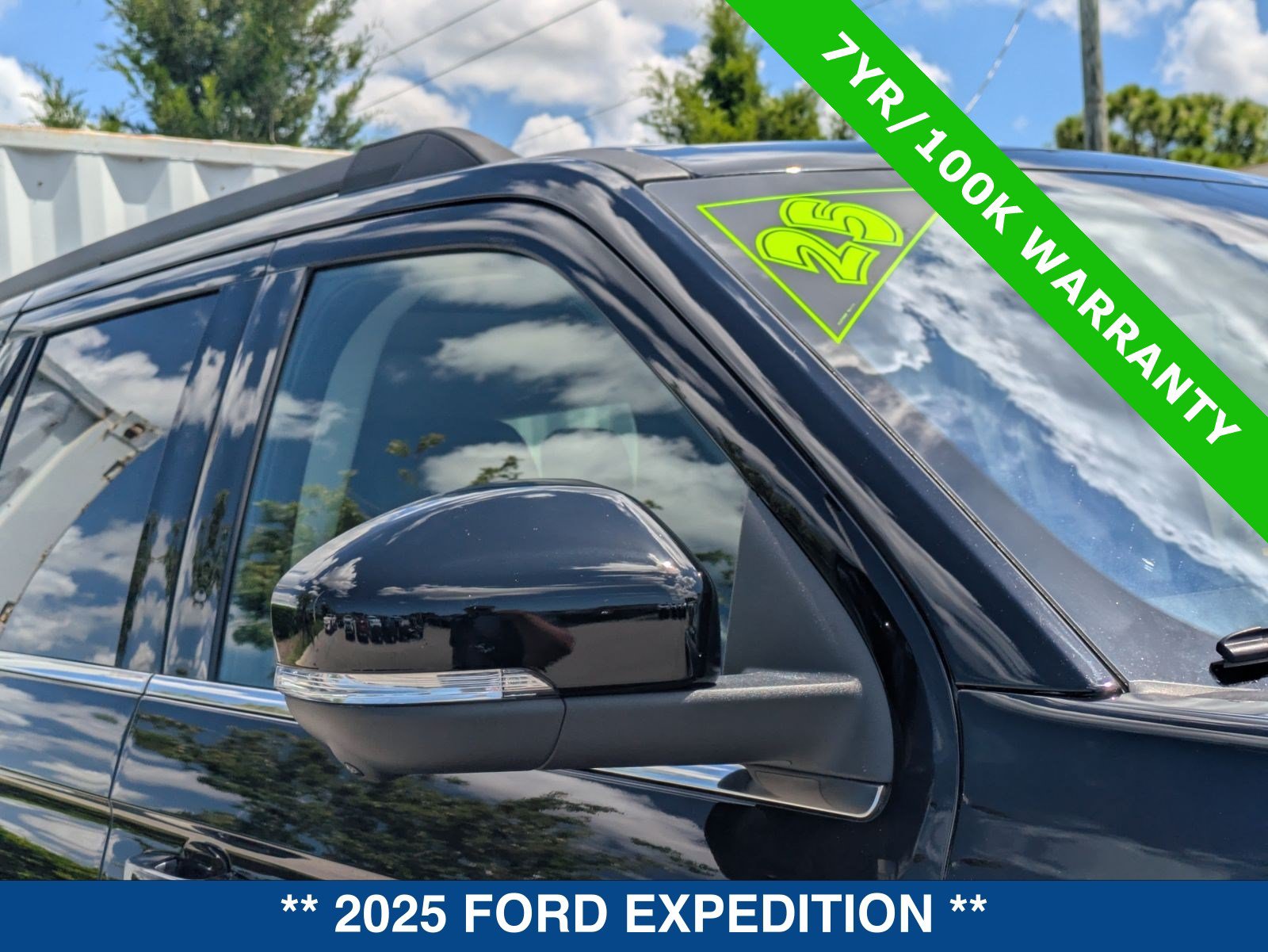 Certified 2025 Ford Expedition Active AWD/4WD image 11