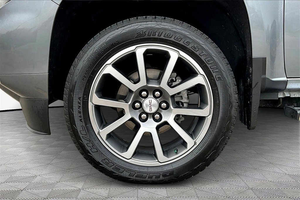 Used 2022 GMC Canyon Denali image 11