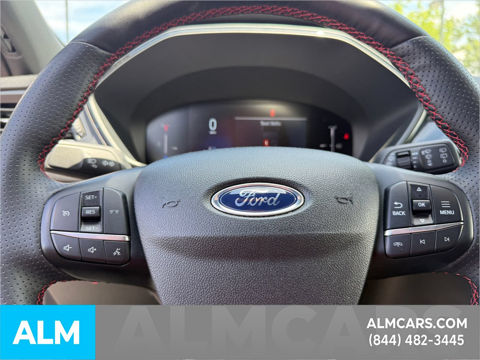 Certified 2025 Ford Escape ST-Line Select AWD/4WD image 22
