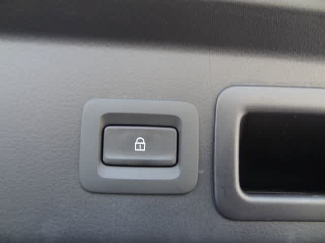 Used 2024 MAZDA CX-30 AWD 2.5 S w/ Select Sport Pkg image 9