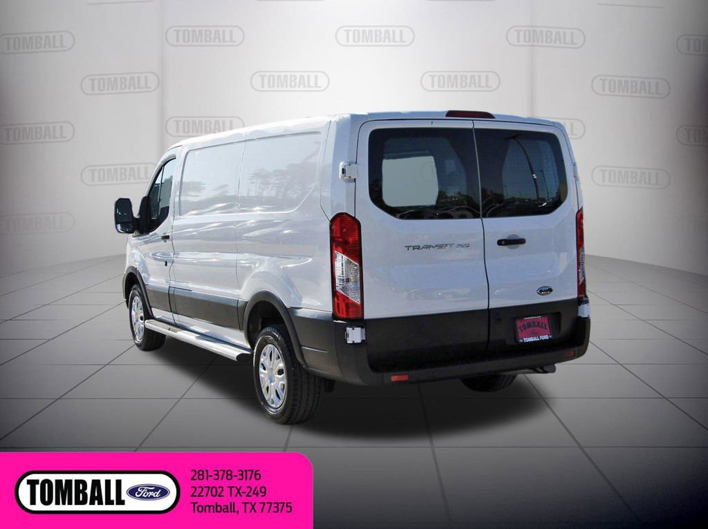 Certified 2025 Ford Transit 250 Low Roof w/ Exterior Upgrade Package RWD image 5