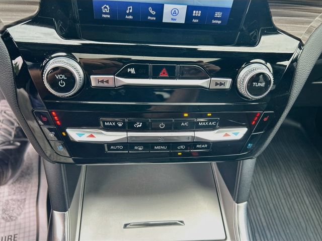 Certified 2024 Ford Explorer Limited w/ Limited Technology Package AWD/4WD image 29