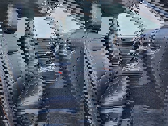 Certified 2022 Ford Explorer XLT w/ Equipment Group 202A image 25