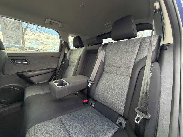 Used 2023 Nissan Rogue SV image 22