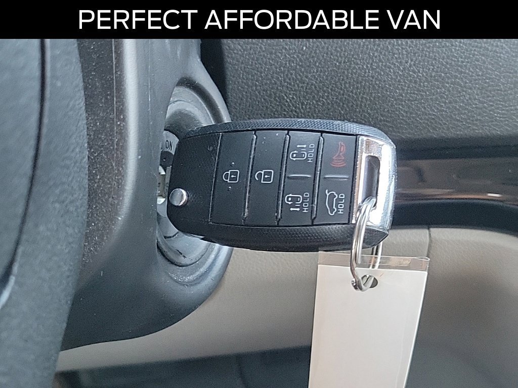 Used 2020 Kia Sedona LX FWD image 30