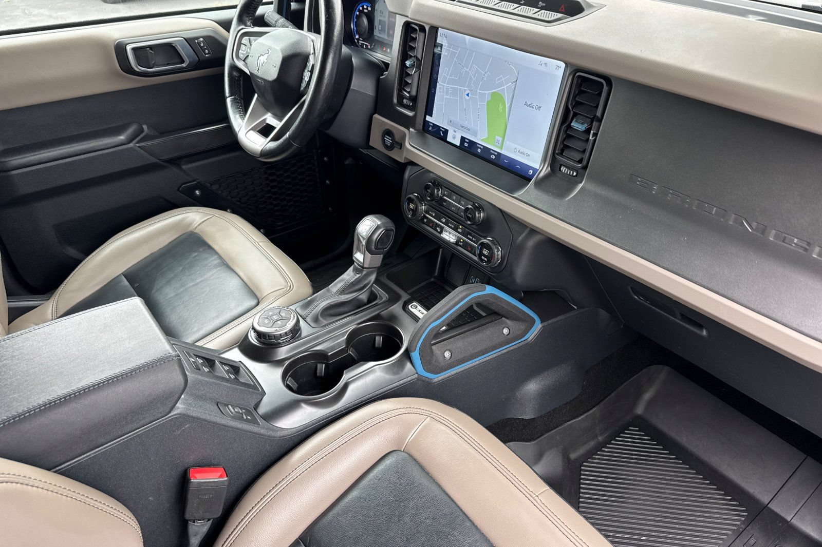Certified 2024 Ford Bronco Wildtrak AWD/4WD image 9