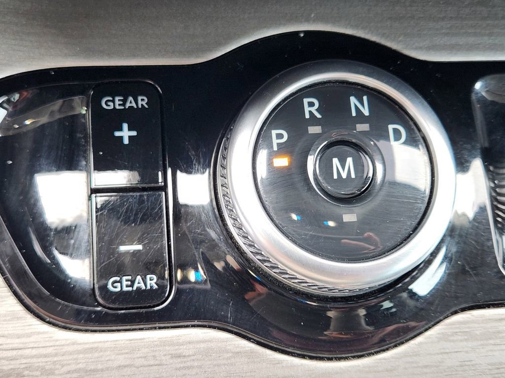 Certified 2025 Ford Expedition Max Platinum image 32