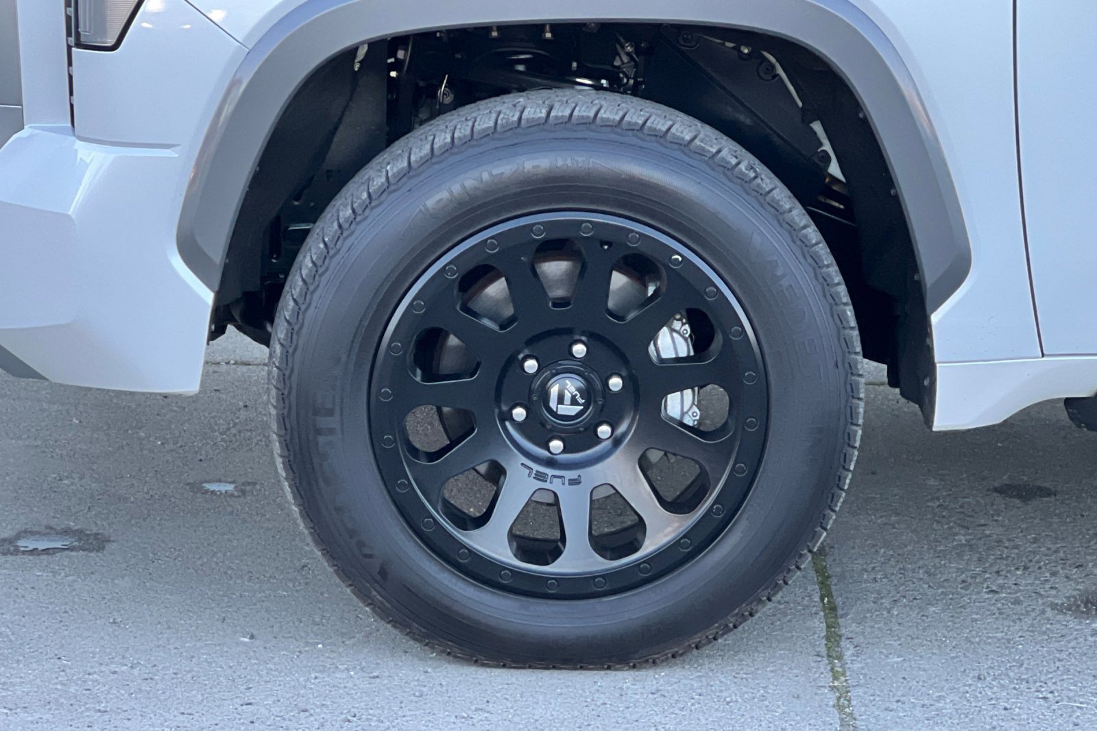 Used 2022 Toyota Tundra Limited image 25