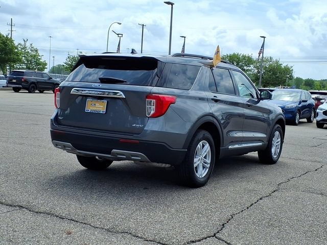 Certified 2024 Ford Explorer XLT w/ Equipment Group 202A AWD/4WD image 6