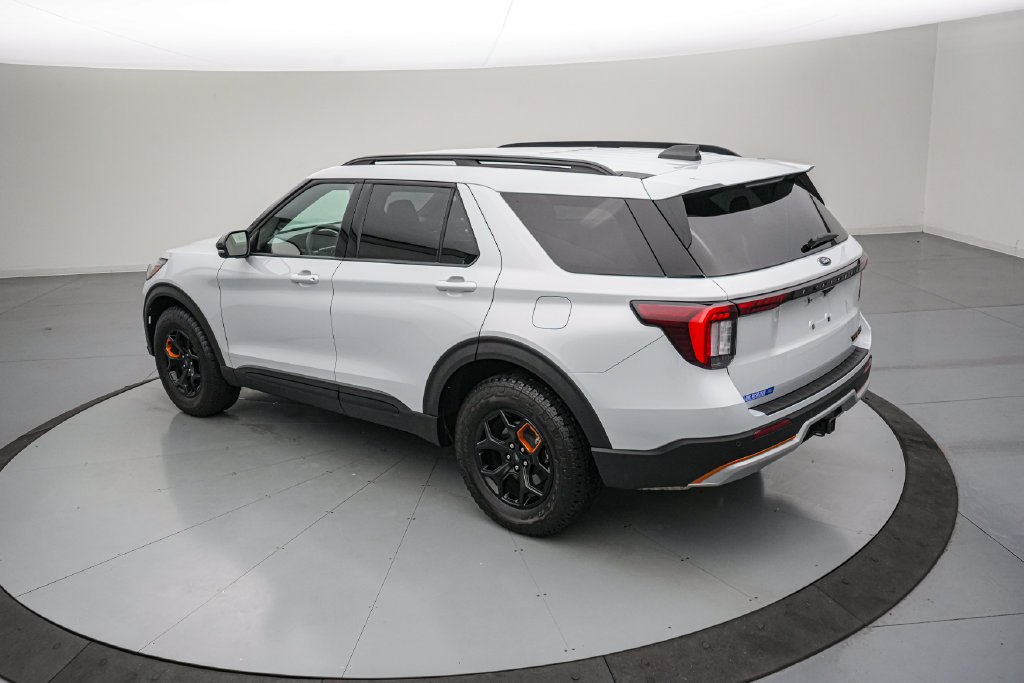 Certified 2026 Ford Explorer Tremor AWD/4WD image 6