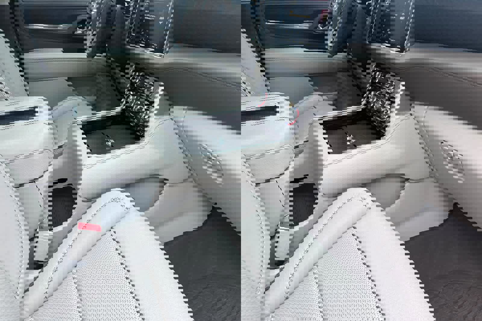 Used 2023 GMC Yukon XL Denali w/ Max Trailering Package image 17