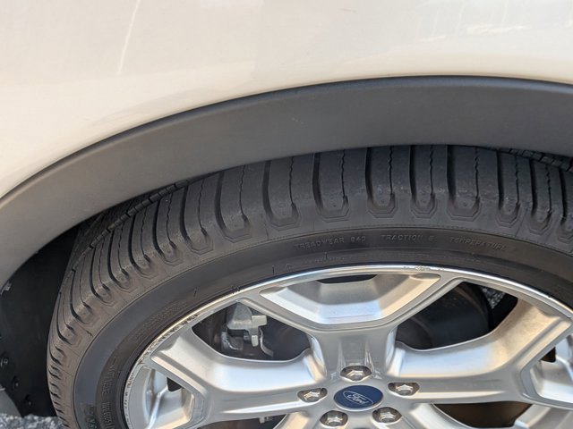 Certified 2018 Ford Escape Titanium w/ Ford Safe & Smart Package image 12