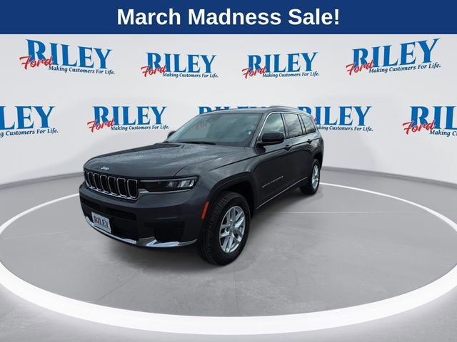 Used 2024 Jeep Grand Cherokee L Laredo image 2