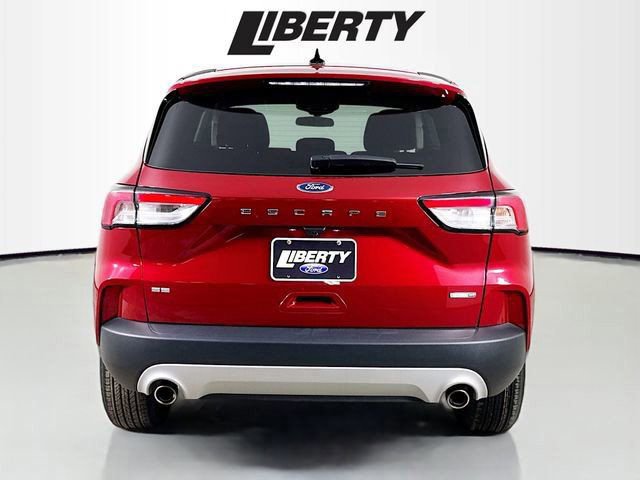 Certified 2020 Ford Escape SE image 4