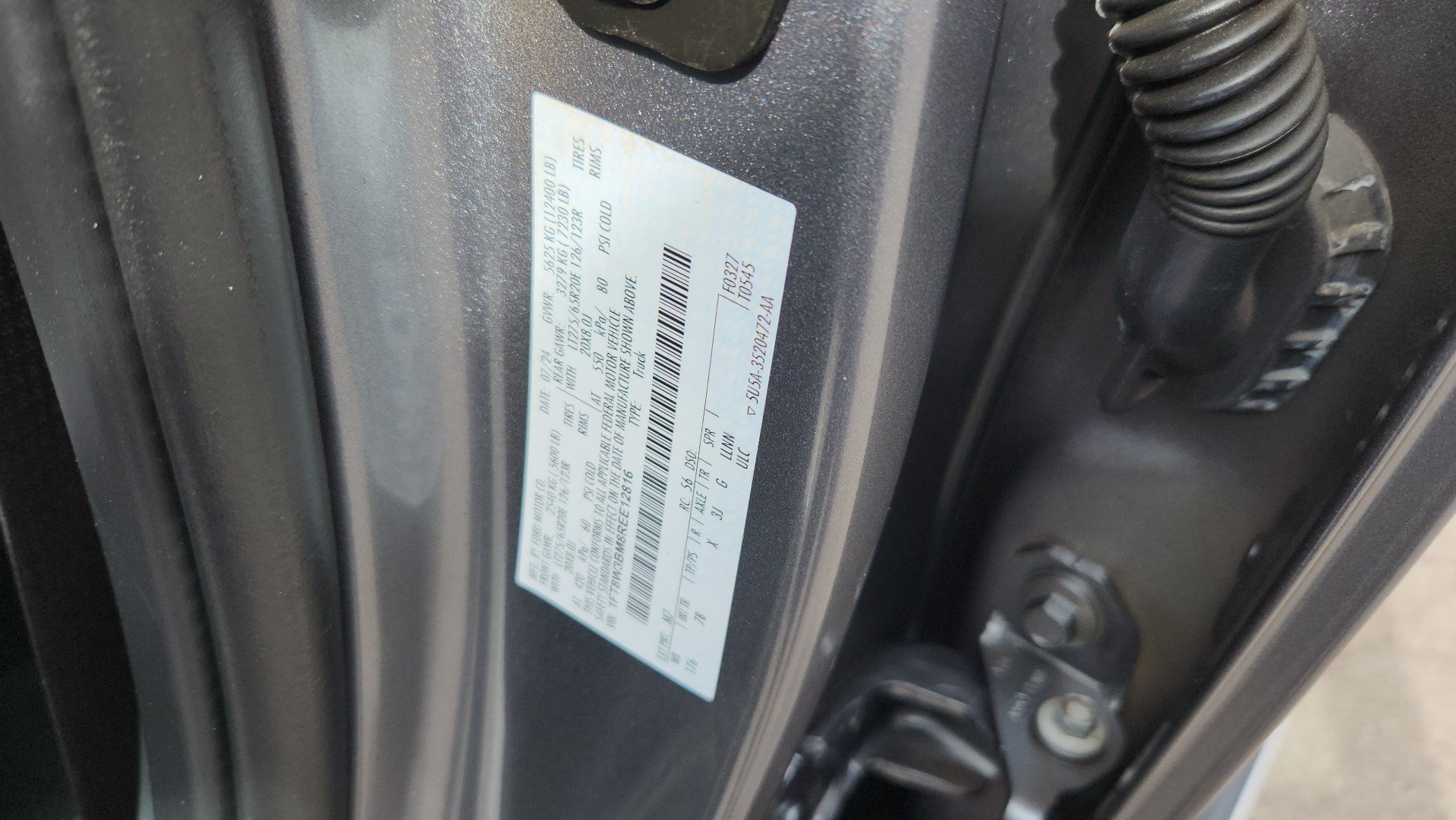 Certified 2024 Ford F350 Platinum AWD/4WD image 16