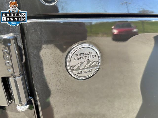 Used 2024 Jeep Wrangler Willys AWD/4WD image 15