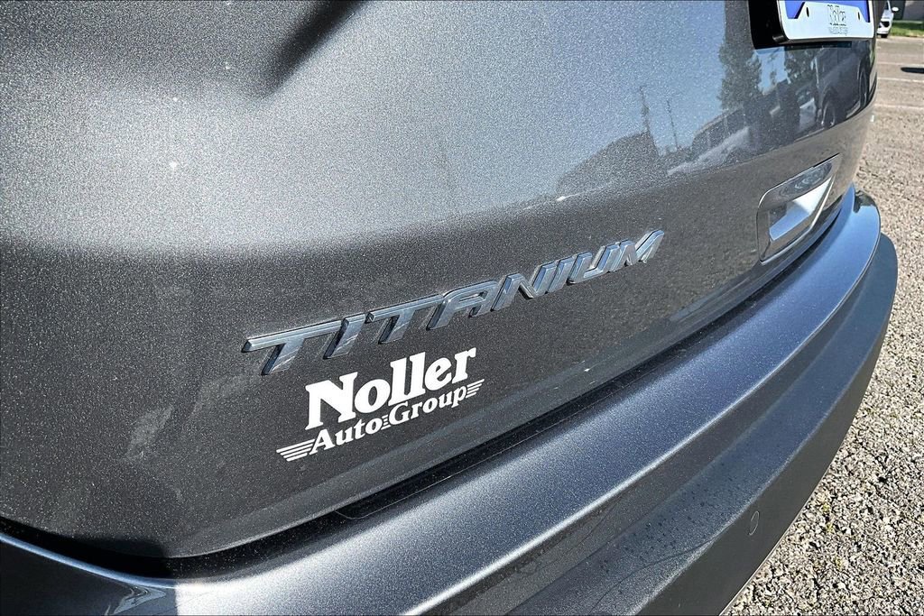 Certified 2023 Ford Edge Titanium w/ Cargo Accessory Package AWD/4WD image 10