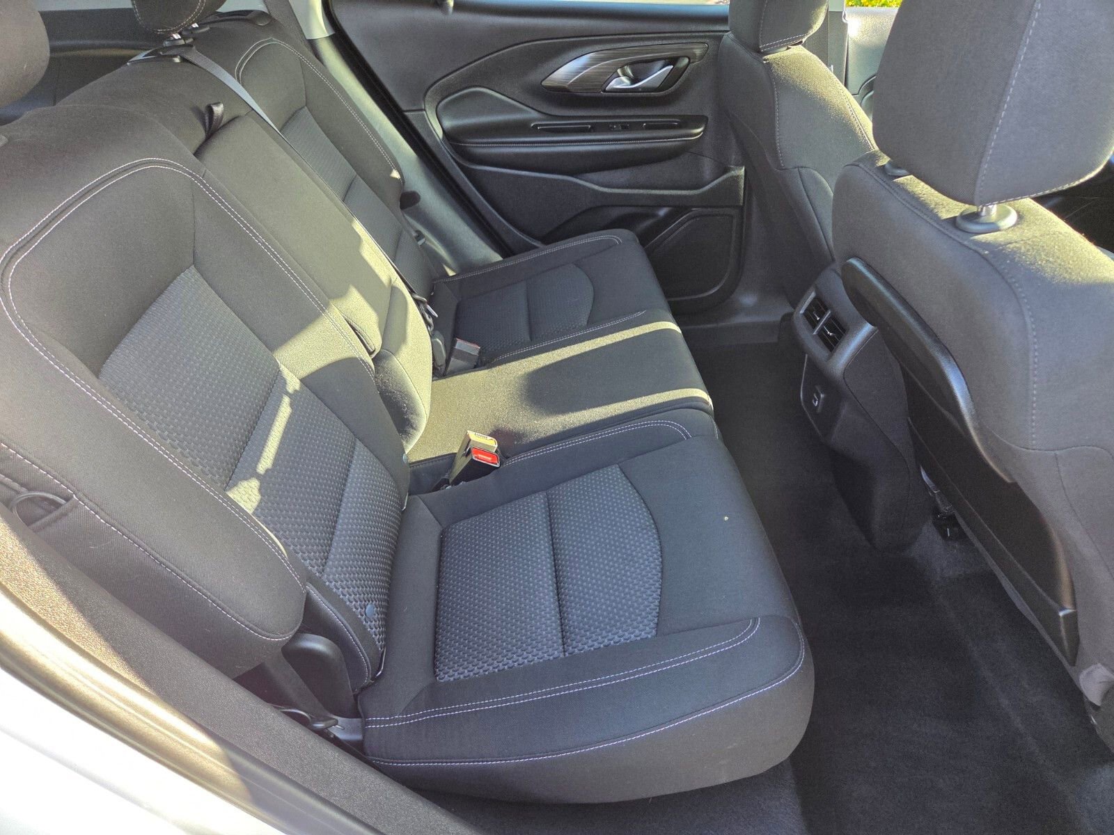 Used 2024 GMC Terrain SLE FWD image 14