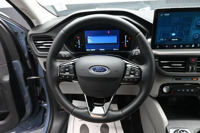 Certified 2026 Ford Escape SE FWD image 15
