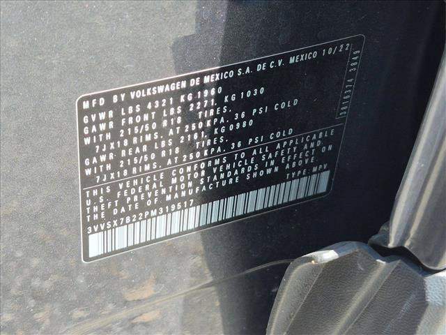 Used 2023 Volkswagen Taos SE FWD image 15