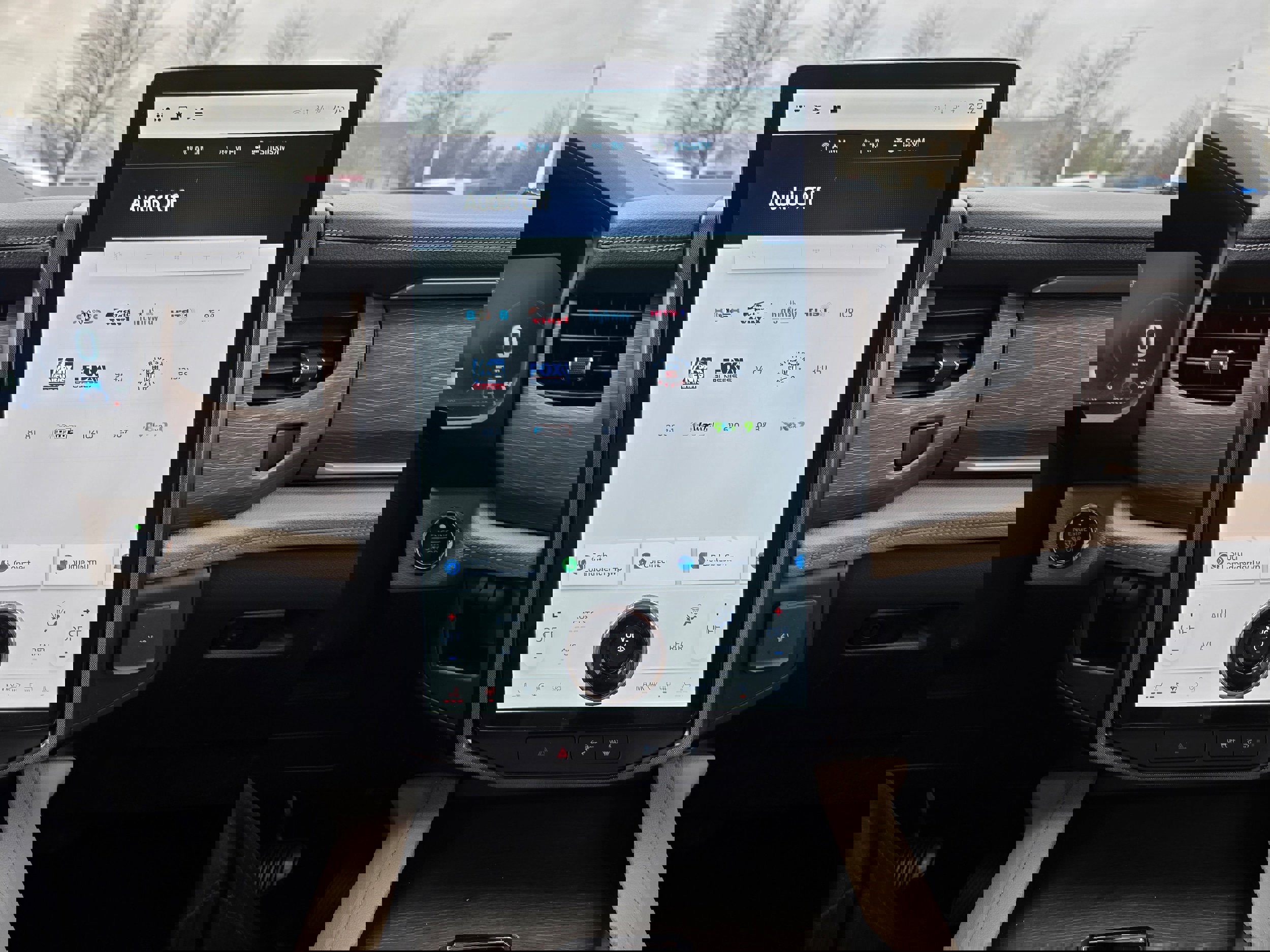 Certified 2022 Ford Expedition Limited image 12