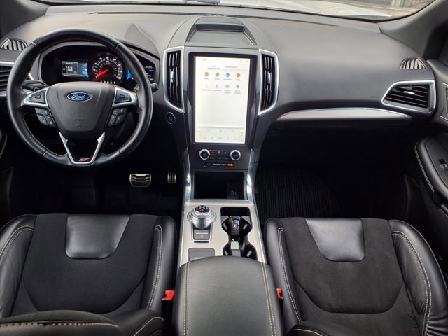 Certified 2022 Ford Edge ST image 16