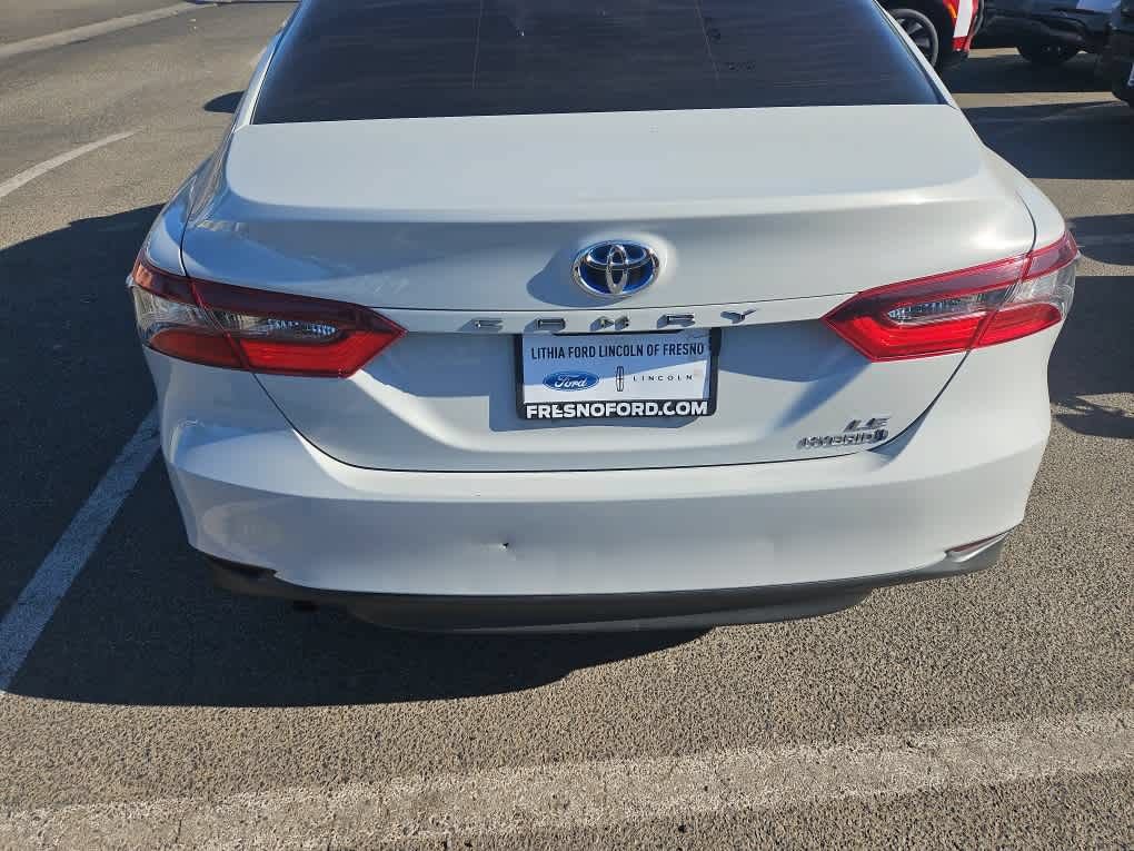Used 2022 Toyota Camry LE FWD image 7