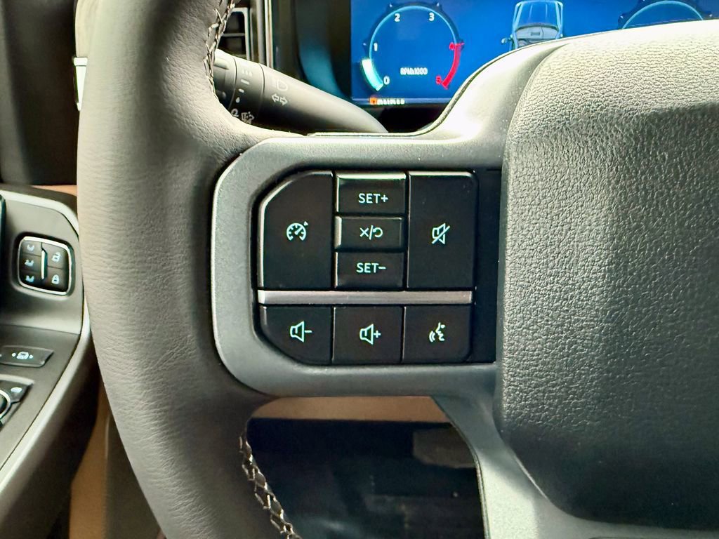 Certified 2025 Ford F350 Lariat image 24