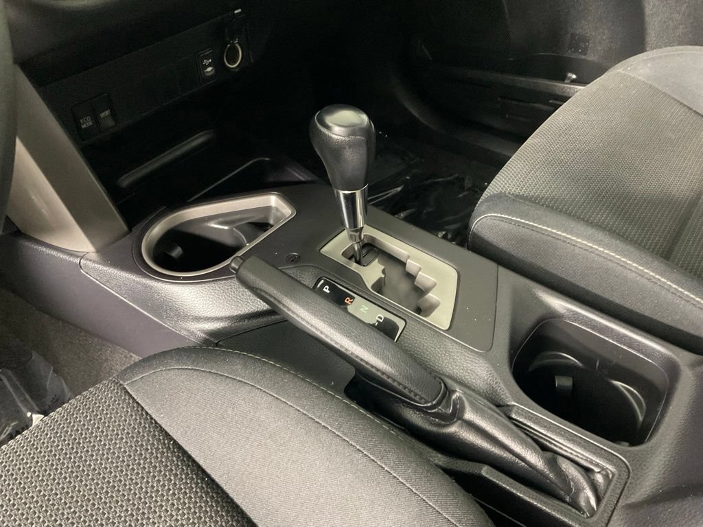 Used 2017 Toyota RAV4 XLE FWD image 19