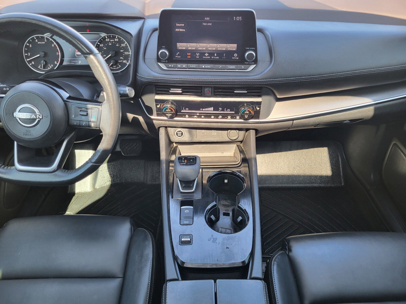 Used 2023 Nissan Rogue SV w/ SV Premium B Package image 15