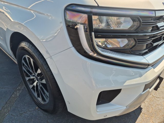 Certified 2025 Ford Expedition Platinum AWD/4WD image 10