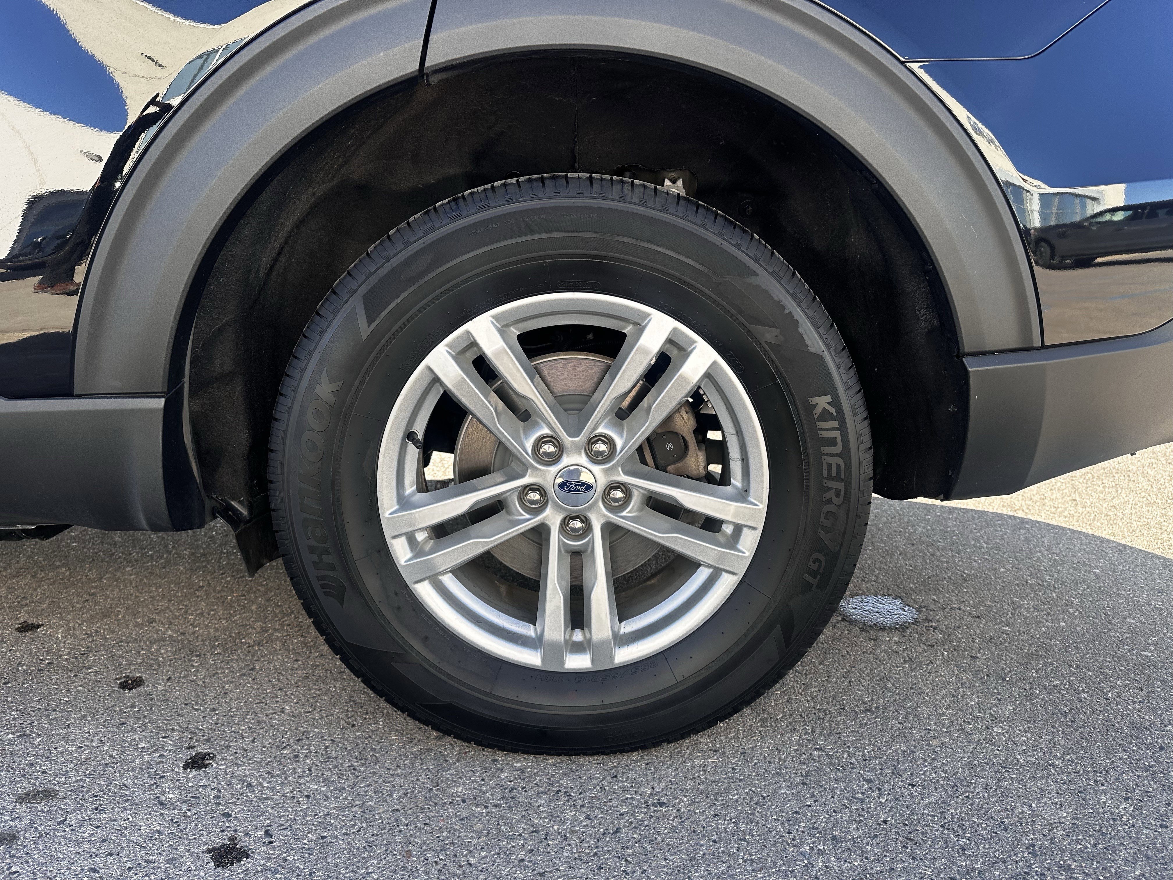 Certified 2023 Ford Explorer XLT w/ Equipment Group 202A AWD/4WD image 20