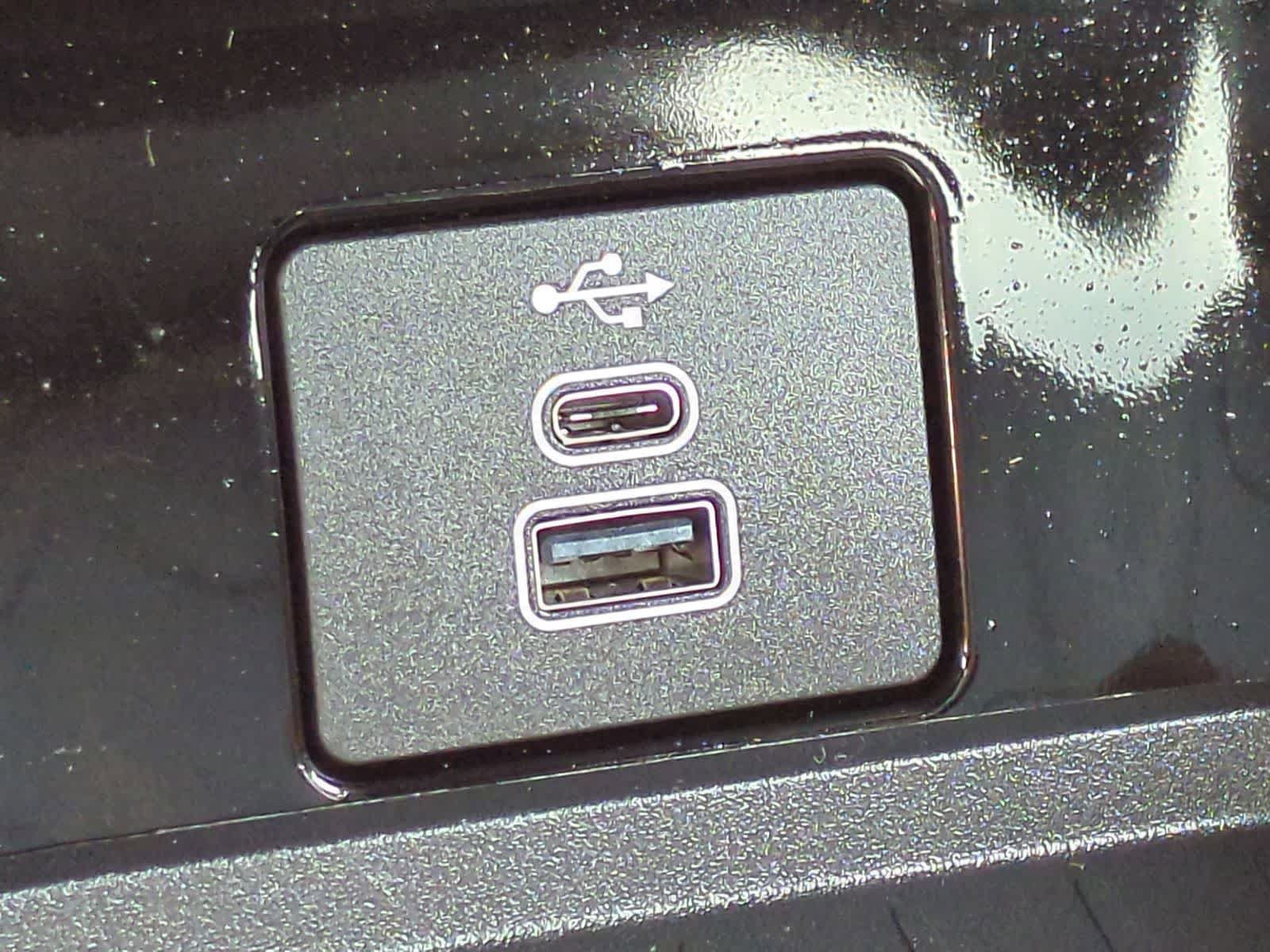 Certified 2025 Ford Mustang Mach-E Premium AWD/4WD image 30