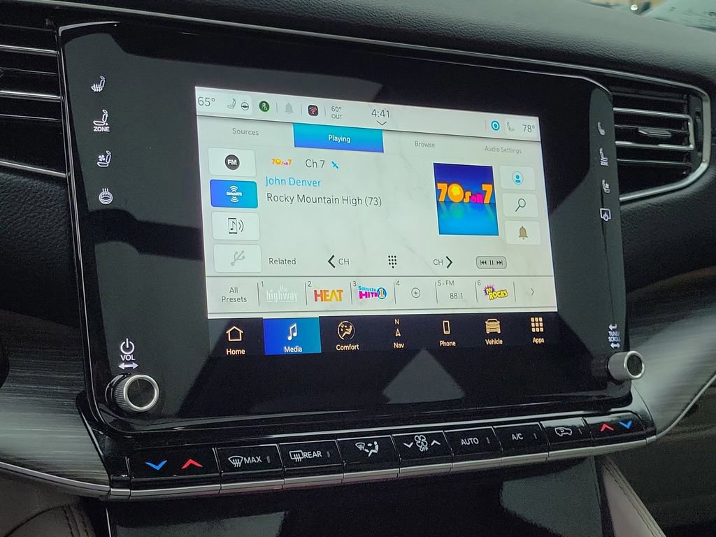 Used 2023 Jeep Wagoneer Series III w/ Premium Group I image 27