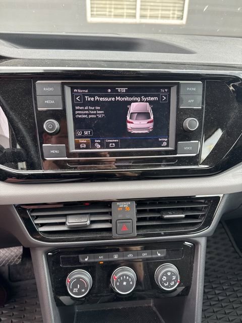 Used 2024 Volkswagen Taos S image 18