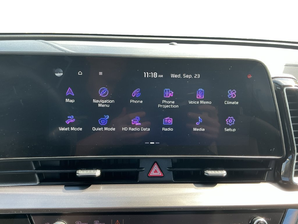 Used 2024 Kia Sportage EX FWD image 19