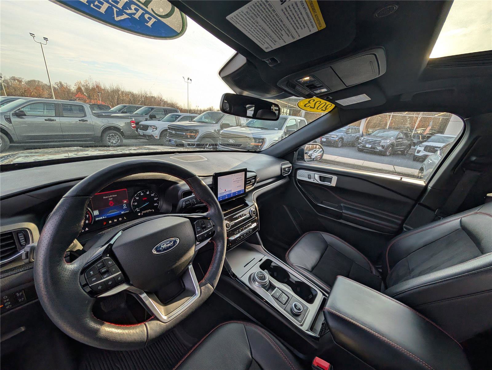 Certified 2023 Ford Explorer ST-Line w/ Class IV Trailer Tow Package image 17